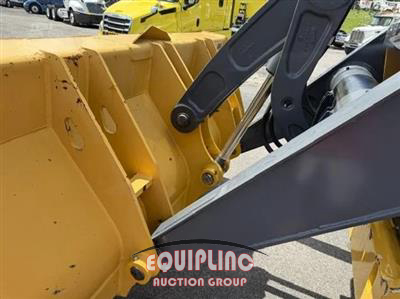 2021 John Deere 710L BACKHOE LOADER