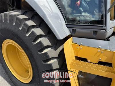 2021 John Deere 710L BACKHOE LOADER