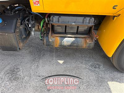 2019 International 4300 4X2 S/A 26FT NON CDL BOX 
