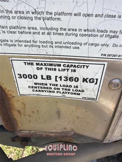 2019 International 4300 4X2 S/A 26FT NON CDL BOX 