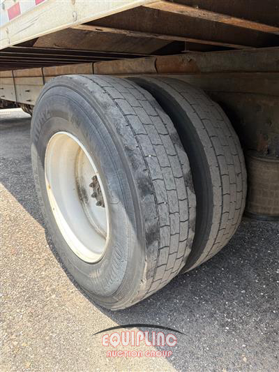 2019 International 4300 4X2 S/A 26FT NON CDL BOX 