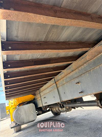 2019 International 4300 4X2 S/A 26FT NON CDL BOX 