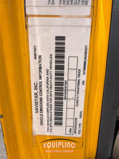 2019 International 4300 4X2 S/A 26FT NON CDL BOX 