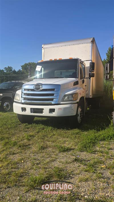 2020 Hino 268 4X2 S/A 26FT NON CDL BOX T