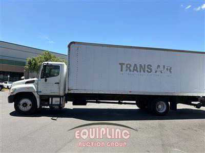 2012 Hino Conventional Type Truck