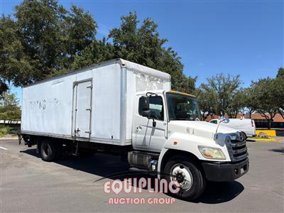 2012 Hino Conventional Type Truck