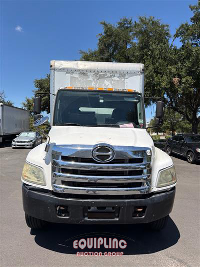 2012 Hino Conventional Type Truck