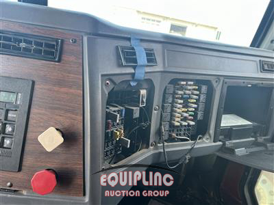 2012 Western Star 4900 6X4 T/A SLEEPER TRUCK TRA