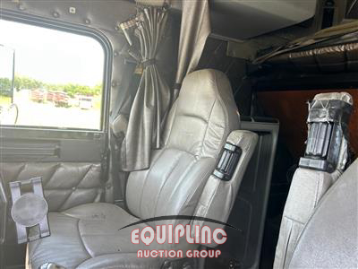 2005 Freightliner Classic XL