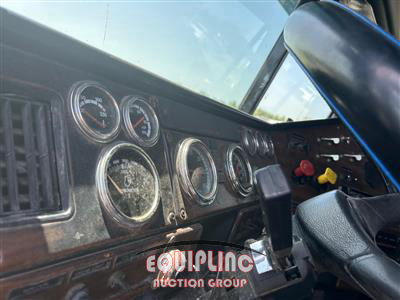 2005 Freightliner Classic XL