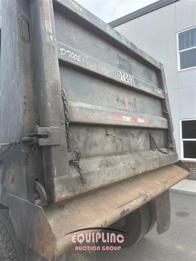 2014 Mack GRANITE GU713