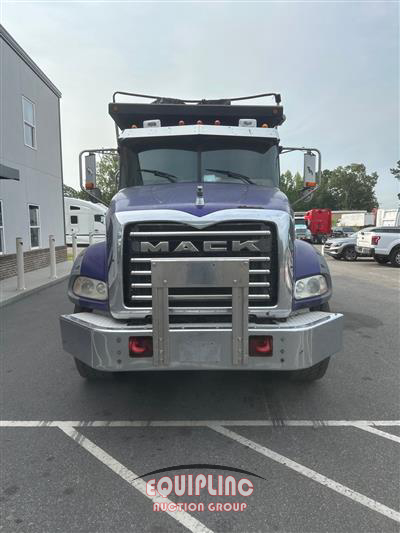 2014 Mack GRANITE GU713