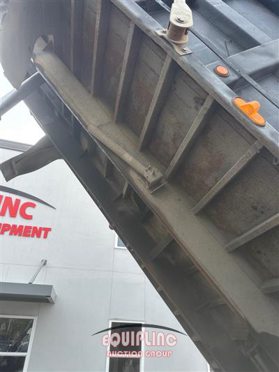 2014 Mack GRANITE GU713
