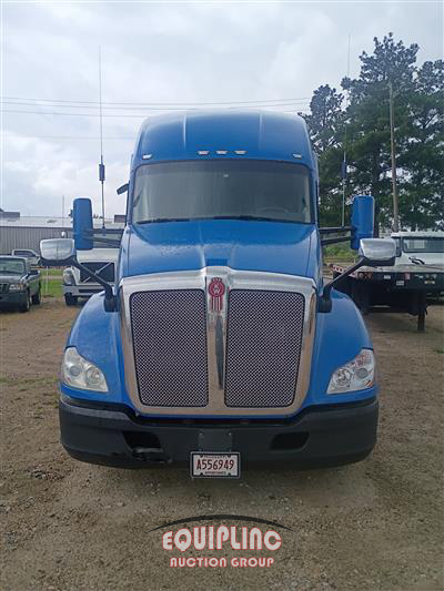 2020 Kenworth T680 6X4 T/A SLEEPER TRUCK TRA