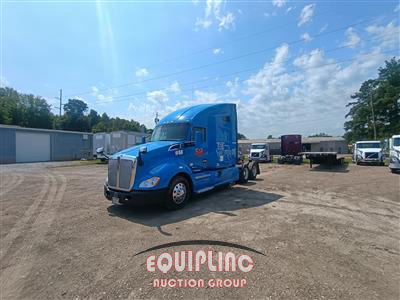 2020 Kenworth T680 6X4 T/A SLEEPER TRUCK TRA