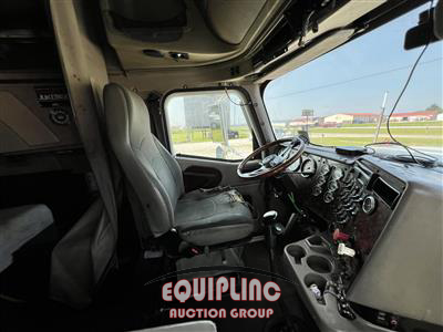 2005 International 9900I 6X4 T/A SLEEPER TRUCK TR