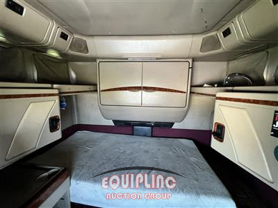 2005 International 9900I 6X4 T/A SLEEPER TRUCK TR