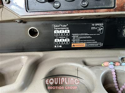 2005 International 9900I 6X4 T/A SLEEPER TRUCK TR