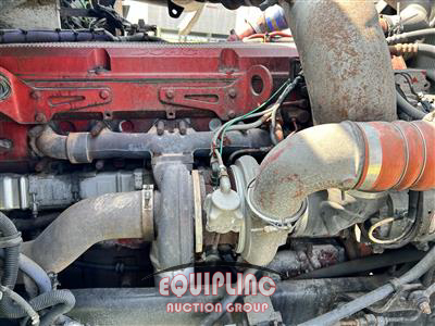 2005 International 9900I 6X4 T/A SLEEPER TRUCK TR