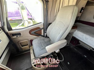 2005 International 9900I 6X4 T/A SLEEPER TRUCK TR