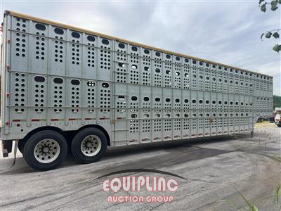 2004 MERRITT 52FT LIVESTOCK TRAILER