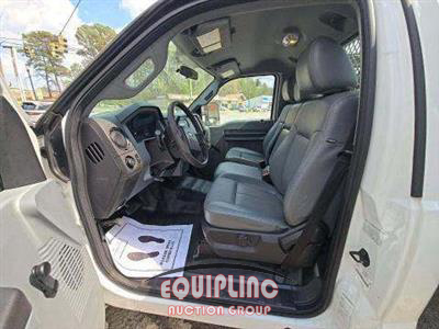 2014 Ford F-350 4X2 S/A FLATBED TRUCK