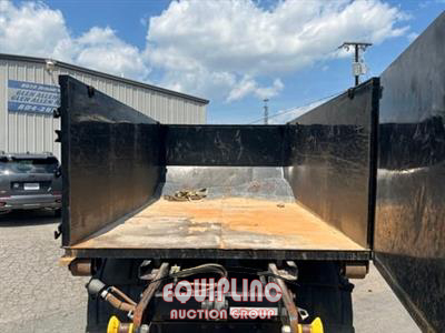 2024 International CV515 4X4  S/A HOOK LIFT TRUCK