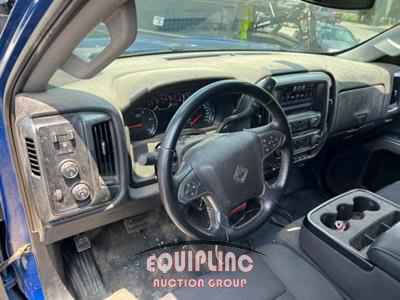 2024 International CV515 4X4  S/A HOOK LIFT TRUCK