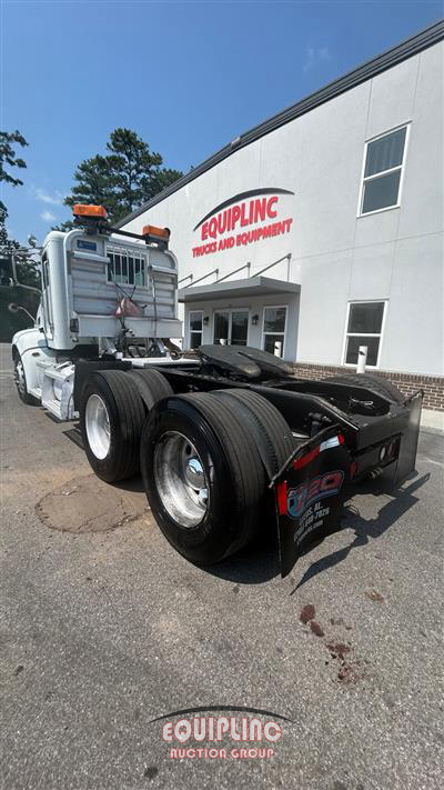2012 Peterbilt 384