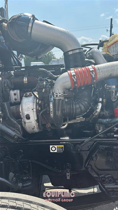 2012 Peterbilt 384
