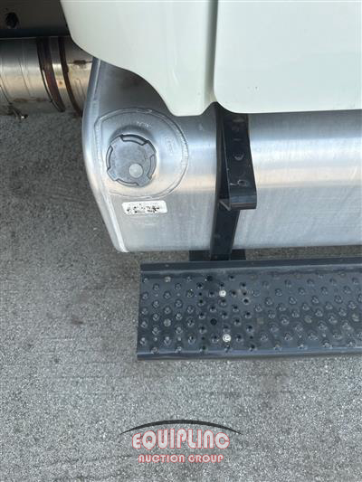 2019 Freightliner M2