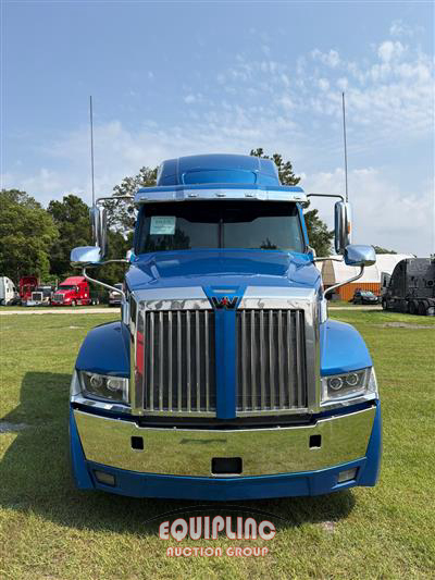2022 Western Star 5700