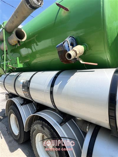 1999 Freightliner FL80 6X4 T/A VACUUM TRUCK