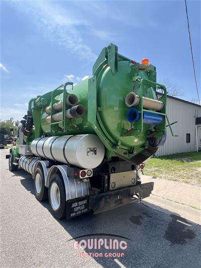 1999 Freightliner FL80 6X4 T/A VACUUM TRUCK