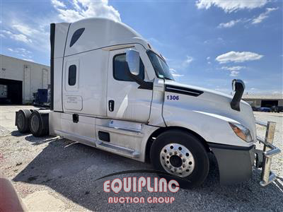 2021 Freightliner CASCADIA 6X4 T/A SLEEPER TRUCK