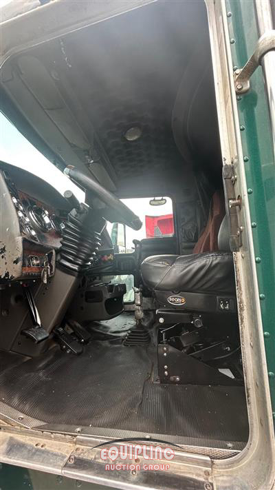 2006 Kenworth T8 Series