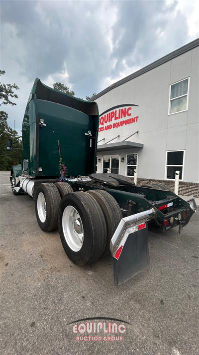 2006 Kenworth T8 Series