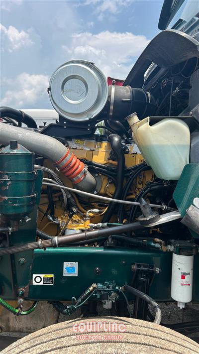 2006 Kenworth T8 Series