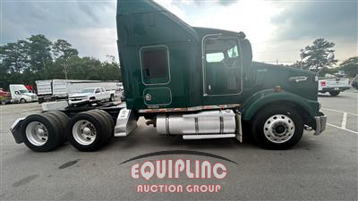 2006 Kenworth T8 Series