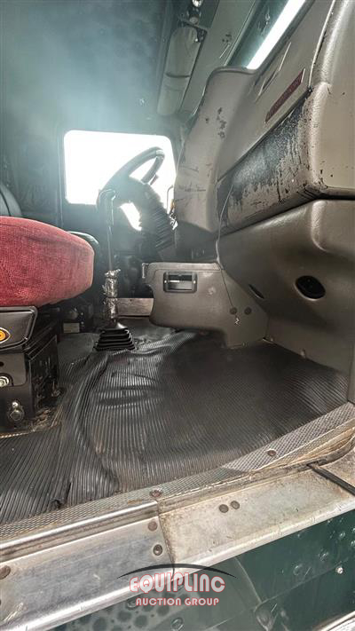 2006 Kenworth T8 Series