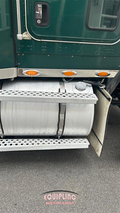 2006 Kenworth T8 Series