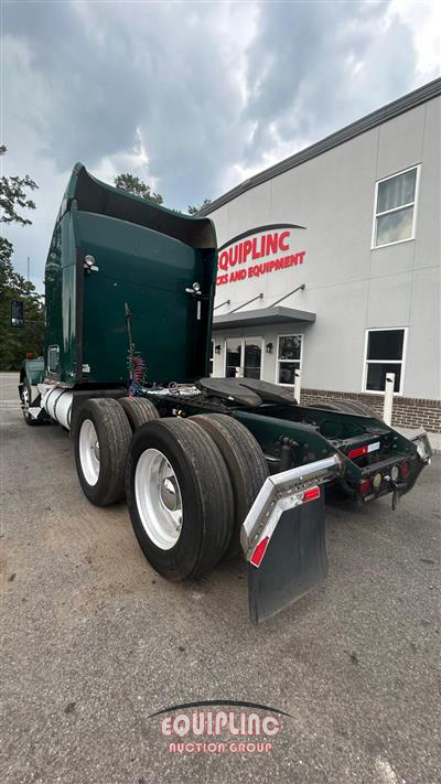 2006 Kenworth T8 Series