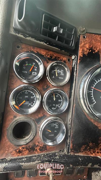 2006 Kenworth T8 Series
