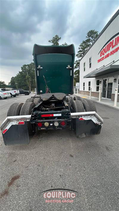2006 Kenworth T8 Series