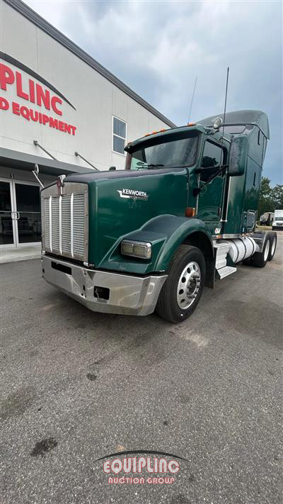 2006 Kenworth T8 Series