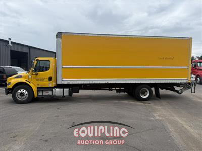 2015 Freightliner M2 4X2 S/A 26FT NON CDL BOX TR