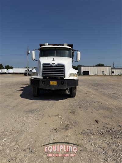 2003 Mack CX613 TRI/A DUMP TRUCK