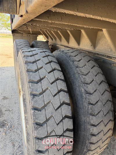 2003 Mack CX613 TRI/A DUMP TRUCK