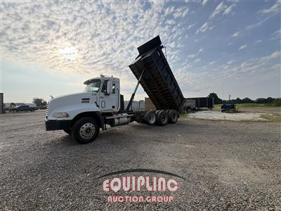 2003 Mack CX613 TRI/A DUMP TRUCK