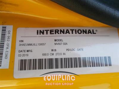 2020 International MV607 4X2 SA 26FT NON CDL BOX 